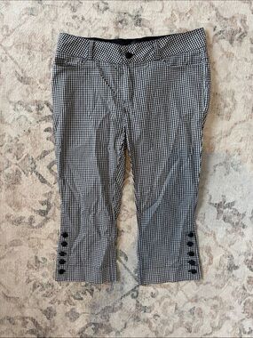 Black and White Gingham Capri Pants
